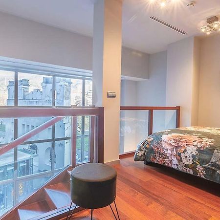 Vivienda Turistica Duplex Isozaki-Guggenheim Apartment Bilbao Exterior foto