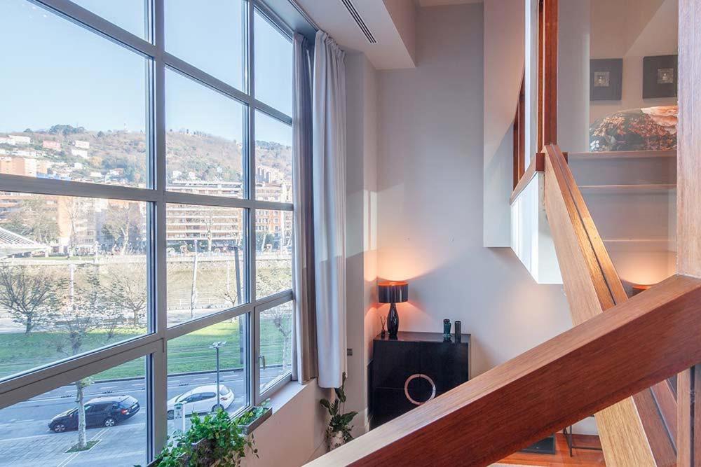 Vivienda Turistica Duplex Isozaki-Guggenheim Apartment Bilbao Exterior foto